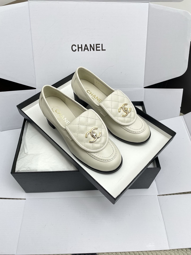 Ch**el loafers